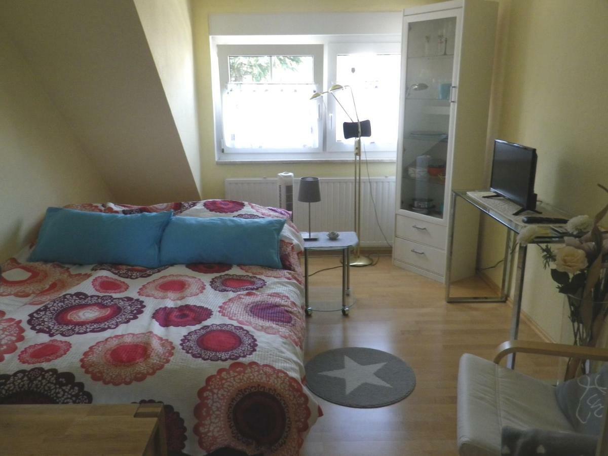 Ferienzimmer Bella Casa Biebesheim am Rhein